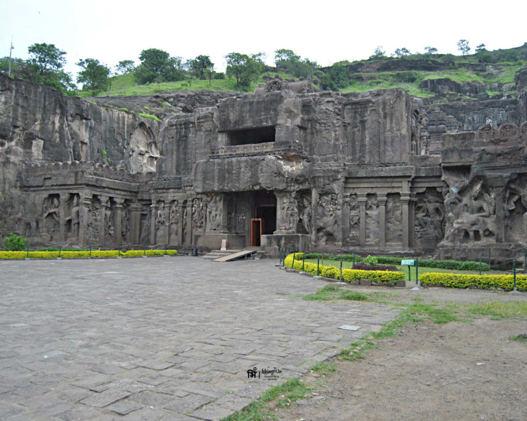 Entry to the Kailash temple of Verul temple complex