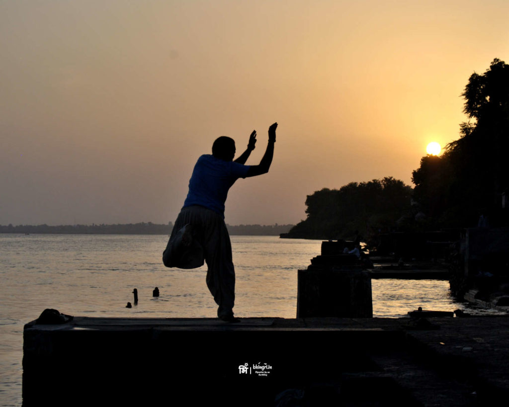 Earphones in, he was dancing ferociously without a care in the world as if offering a tribute to the setting sun