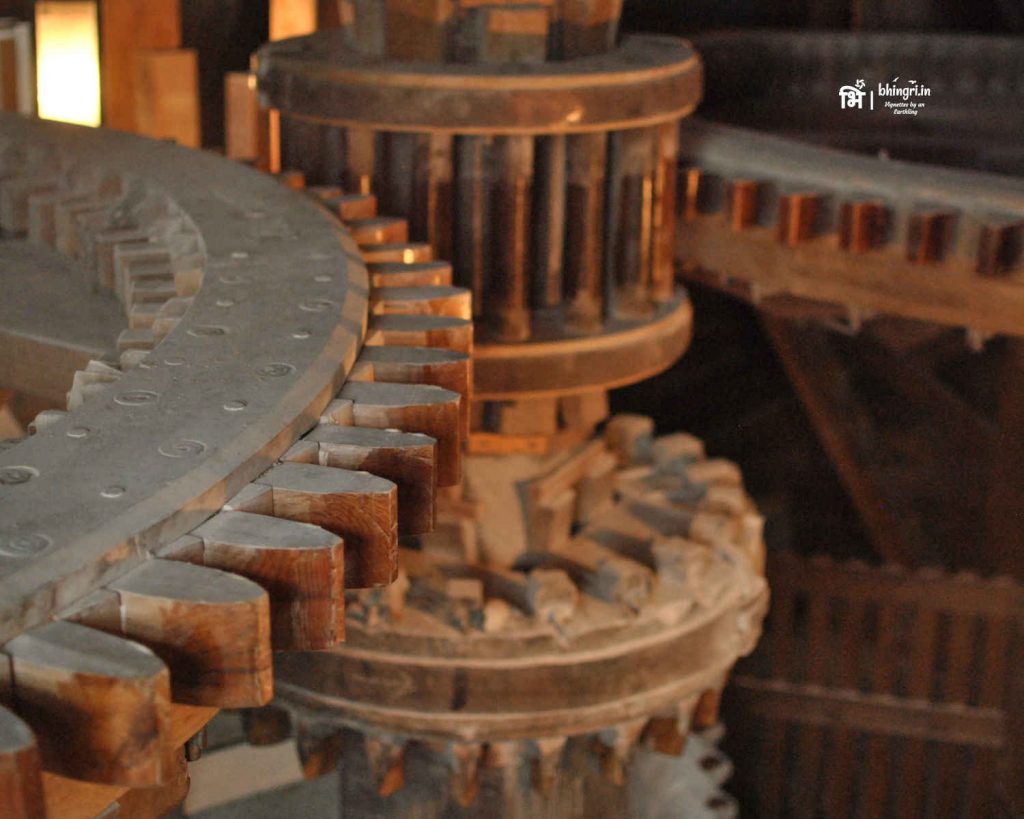 Wooden gears of De Kat